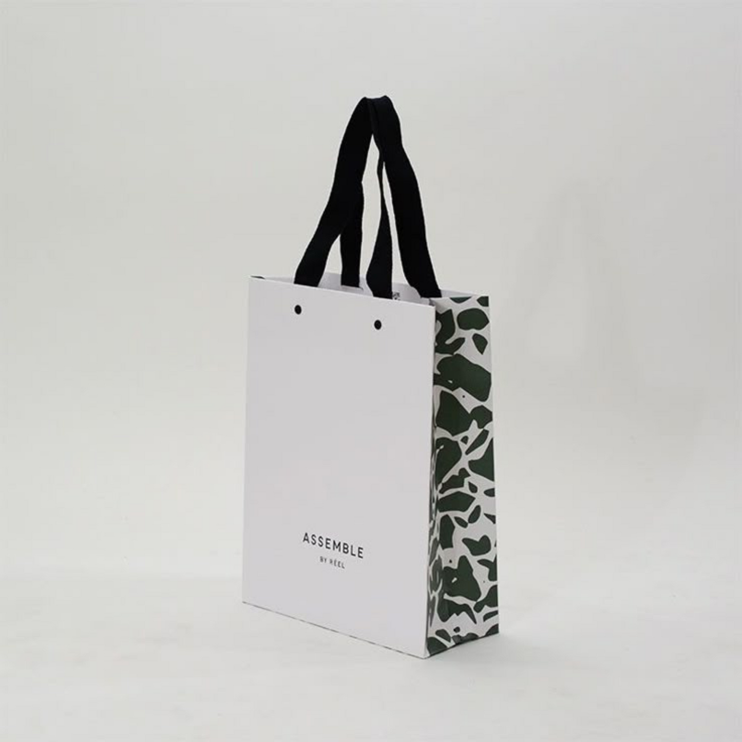 Personalized printed paper gift bags with branding for retail packaging