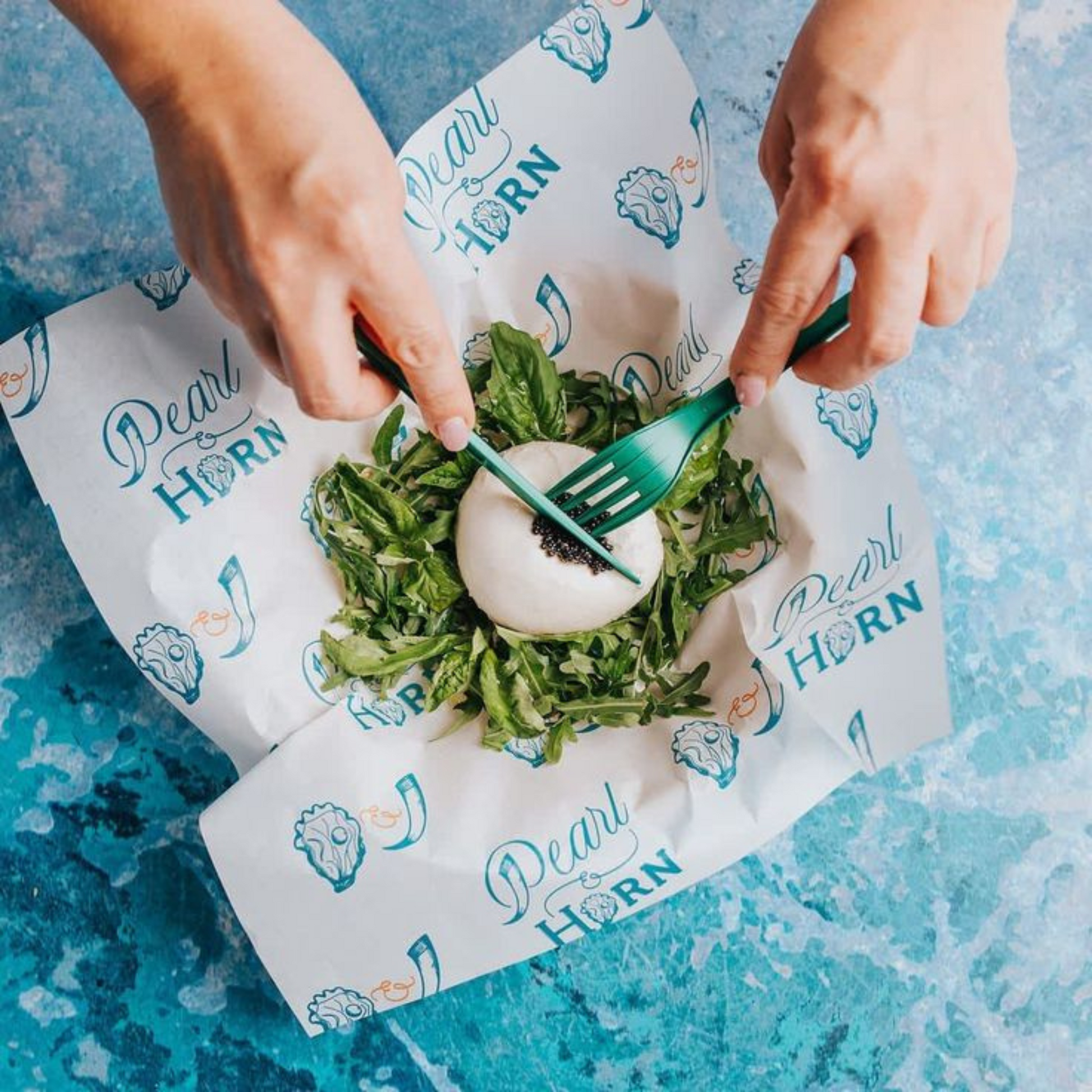 Custom printed basket liners for high-end restaurants and cafes