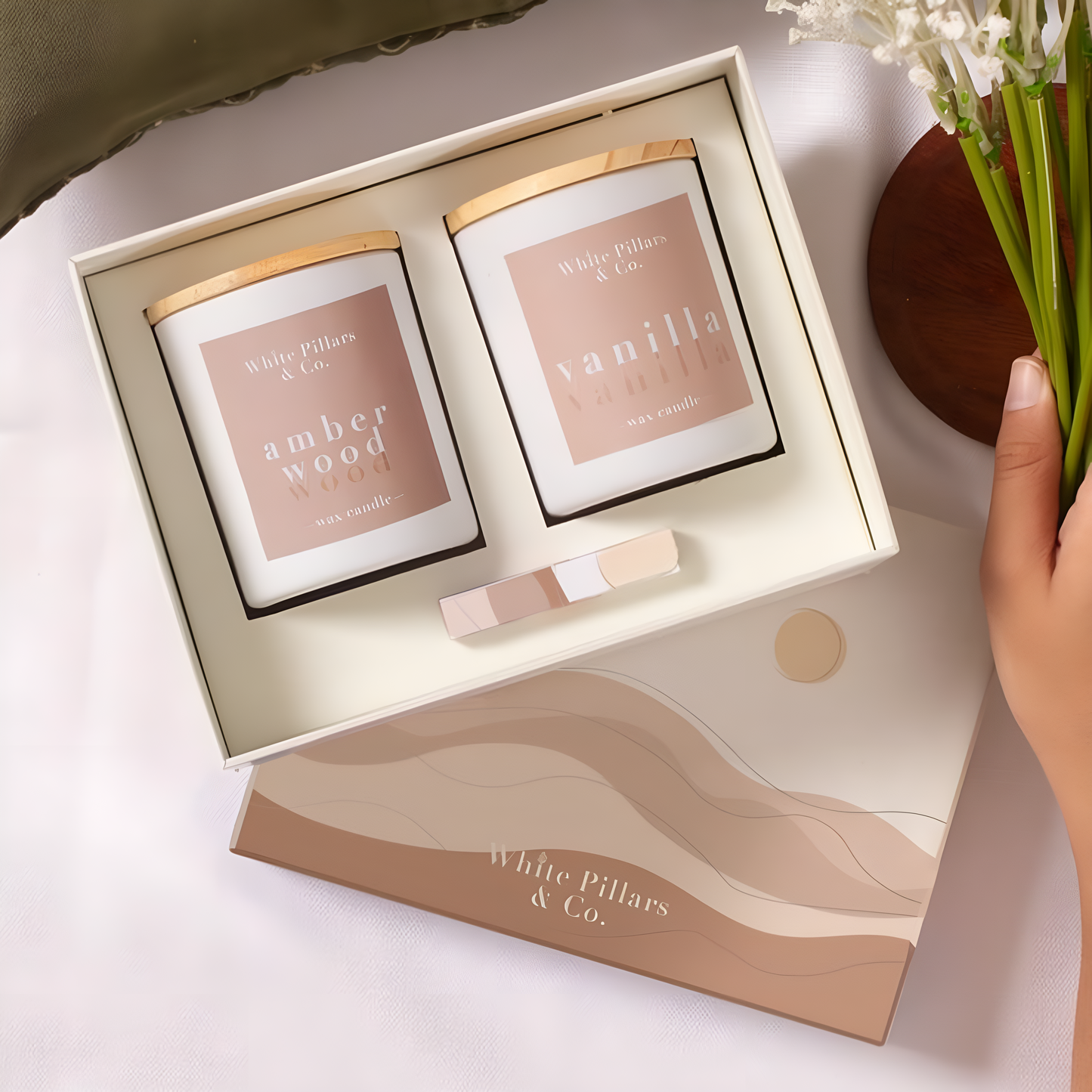 Custom candle boxes with inserts by Custapack, designed for premium protection and elegant presentation of your candles.