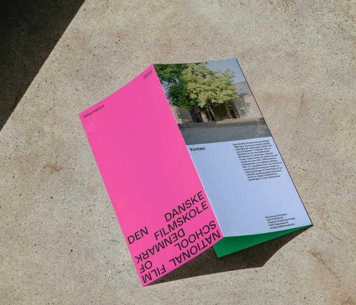 Step-by-step order process for custom printing and packaging services.