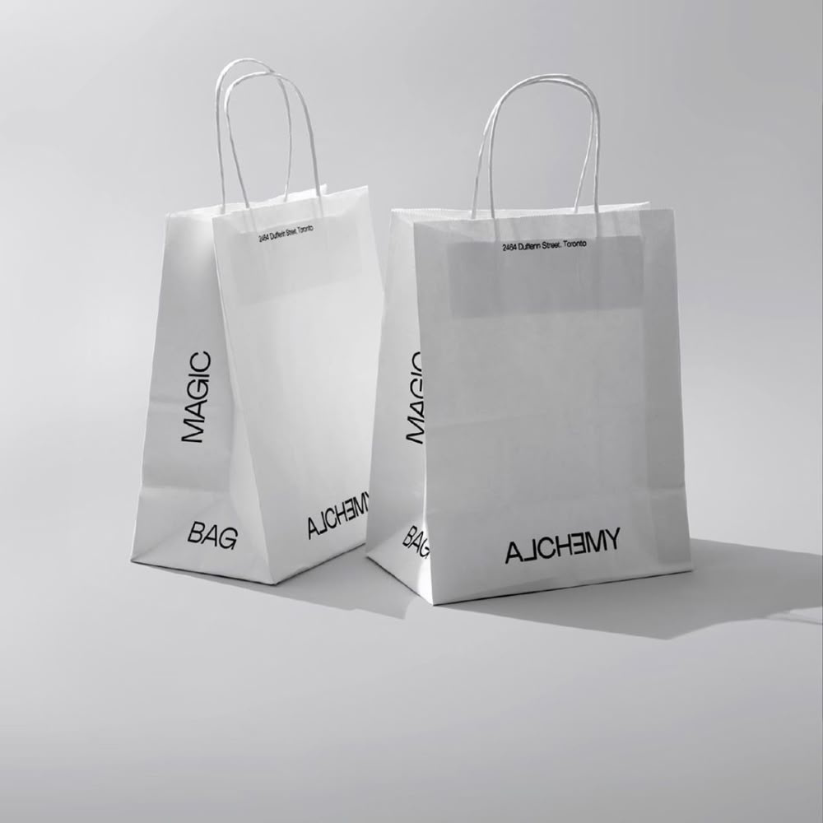 white kraft paper bag with custom printed.
